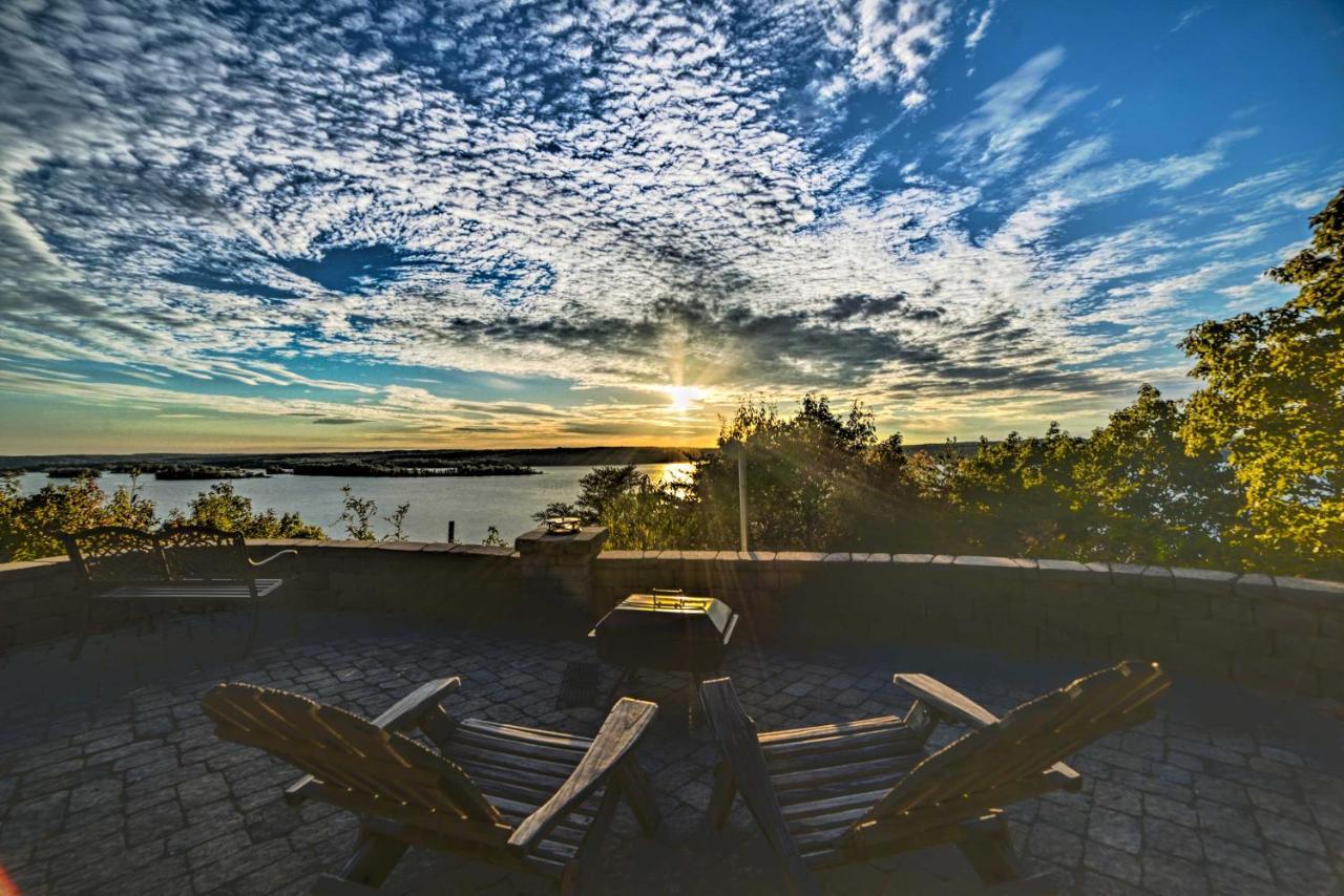 Waverly Historic Cabin With Stunning Kentucky Lake Viewヴィラ エクステリア 写真